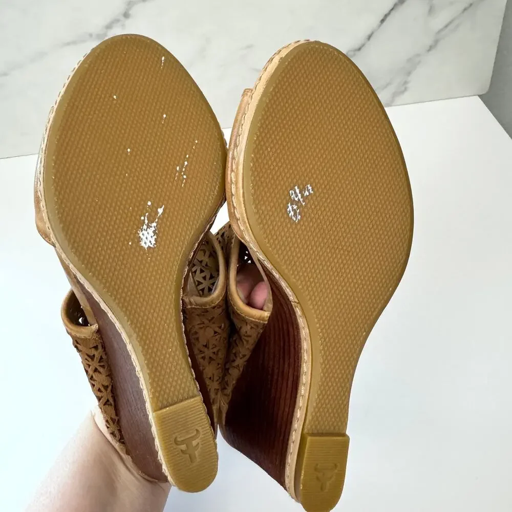 Trask Womens Payton Perforated Wedge Sandals Size 6.5 Leather Boho Minimal Tan